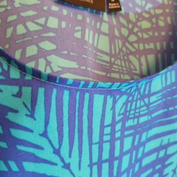 Apt. 9 tank top - Picture 2 of 5